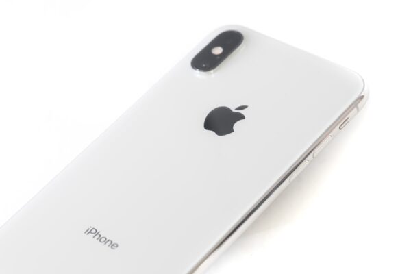 Apple iPhone Retina 6s Plus 64GB - Silver - Image 3